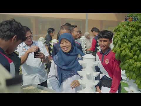 Smart Farming Greenhouse Launching at SMK Sri Rahmat