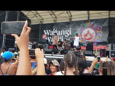 Sid Diamond ft Stan Walker - Stuck in a Box - LIVE @ Waititi Marae