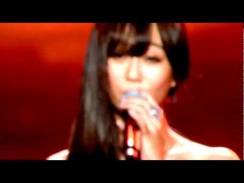 Eru ft Hyorin SISTAR - Kemesraan (Special Stage) at Music Bank in JKT