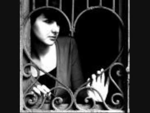 LeyLa & 6.HiS - - AyriLik AciSi ( 2OO9 ) Süper Parça ;)