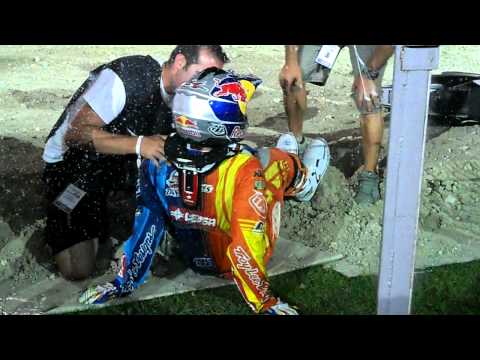 Dany Torres Crash - RedBull X-Fighters 2011 Roma