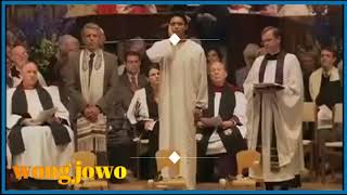 Download lagu MERINDING! Jutaan Orang Terpukau Ketika Melihat Adzan Didalam Gereja mp3