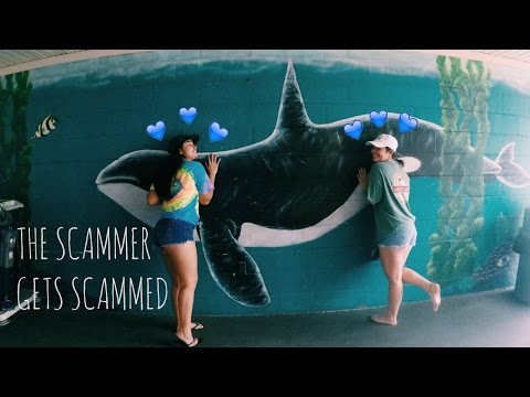 SCAMMED AT THE BEACH | VLOG 4
