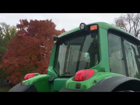 2006 JOHN DEERE 7520 For Sale