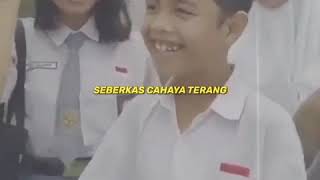 Download lagu Story wa Nike Ardilla-Seberkas Sinar cover anak sma mp3