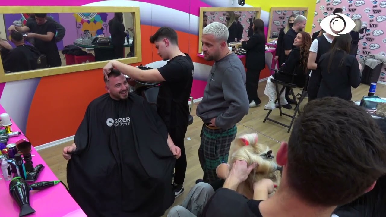 Banorët nuk i kursejnë batutat edhe gjatë grimit