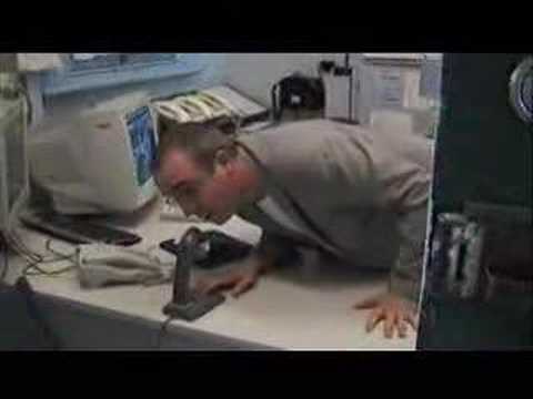 The chasers war on everything - Open Mic (17.10.07)