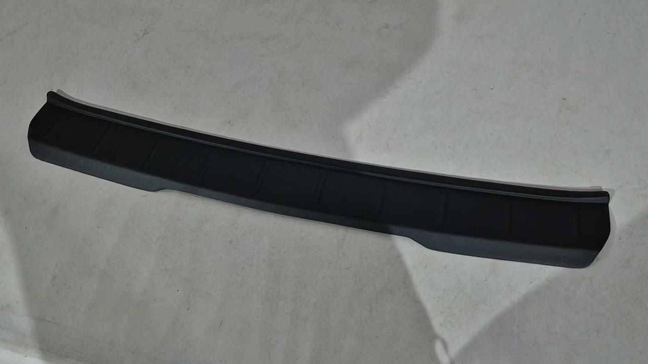 Volkswagen Golf 8 2019- рр. Накладка на задній бампер EuroCap (ABS) Video 1