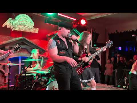 The ACDCs Tribute Band -07- You Shook Me All Night Long (2025 Live@Kultbahnhof Gifhorn)