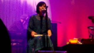 Pato Fu - Live and  Let Die