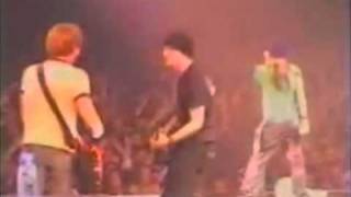 Avril Lavigne - &quot;Basket case&quot; Green Day (Cover)