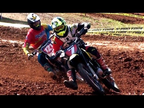Disputa acirrada no Velocross em Araucária Pr - Corrida Nacional 200cc