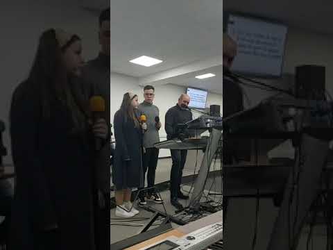 Isus ,Isus ce Nume Mare .Familia Conțiș #FamiliaConțiș #cantaricrestine #muzicacrestina