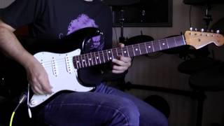 Video thumbnail for Fender American Vintage 62 Stratocaster - Demo by MartinMoyan0