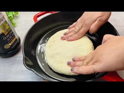How to Make CAST IRON PAN PIZZA Crispy and Delicious 😋