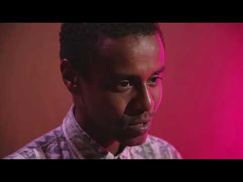 Tarik Tesfu im Interview: "Feminismus gehört in den Mainstream"