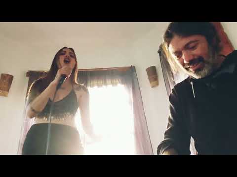 Pluma (Acústicos en la Mandrágora)