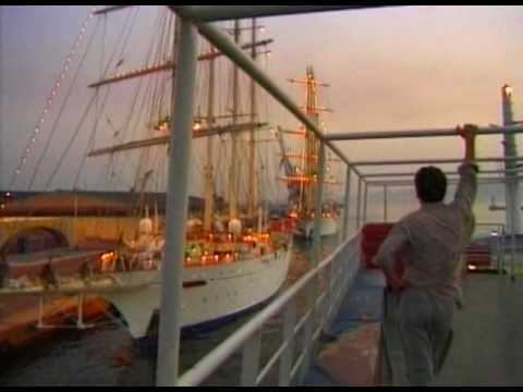 ΜΙΧΑΛΗΣ ΡΑΚΙΝΤΖΗΣ || Σ' ΕΝΑ ΚΑΤΑΣΤΡΩΜΑ || OFFICIAL VIDEO CLIP || 1998