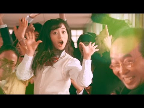 橋本環奈、CMで“バカッコイイ”技に挑戦　日清食品カップヌードルCM「バカッコイイ」篇