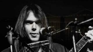 Neil Young - Midnight on the Bay