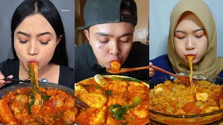 Download lagu BIKIN NGILER !!! Kumpulan Video Tiktok Mukbang | Seblak Enoki, Sosis, Cuanki Lidah, dll #mukbang  mp3