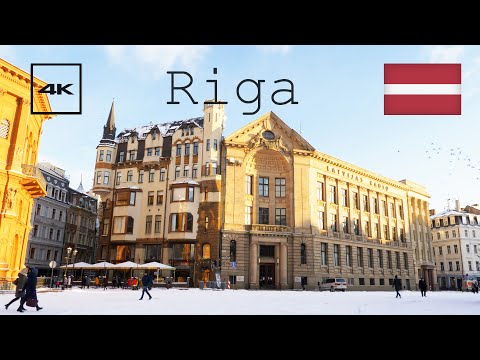 4k walk tour in Riga, Latvia. Snowy old town streets.