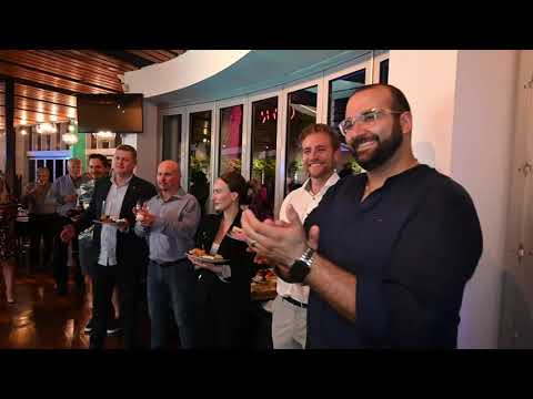 Festa de lançamento do restaurante persa Shiraz e bar