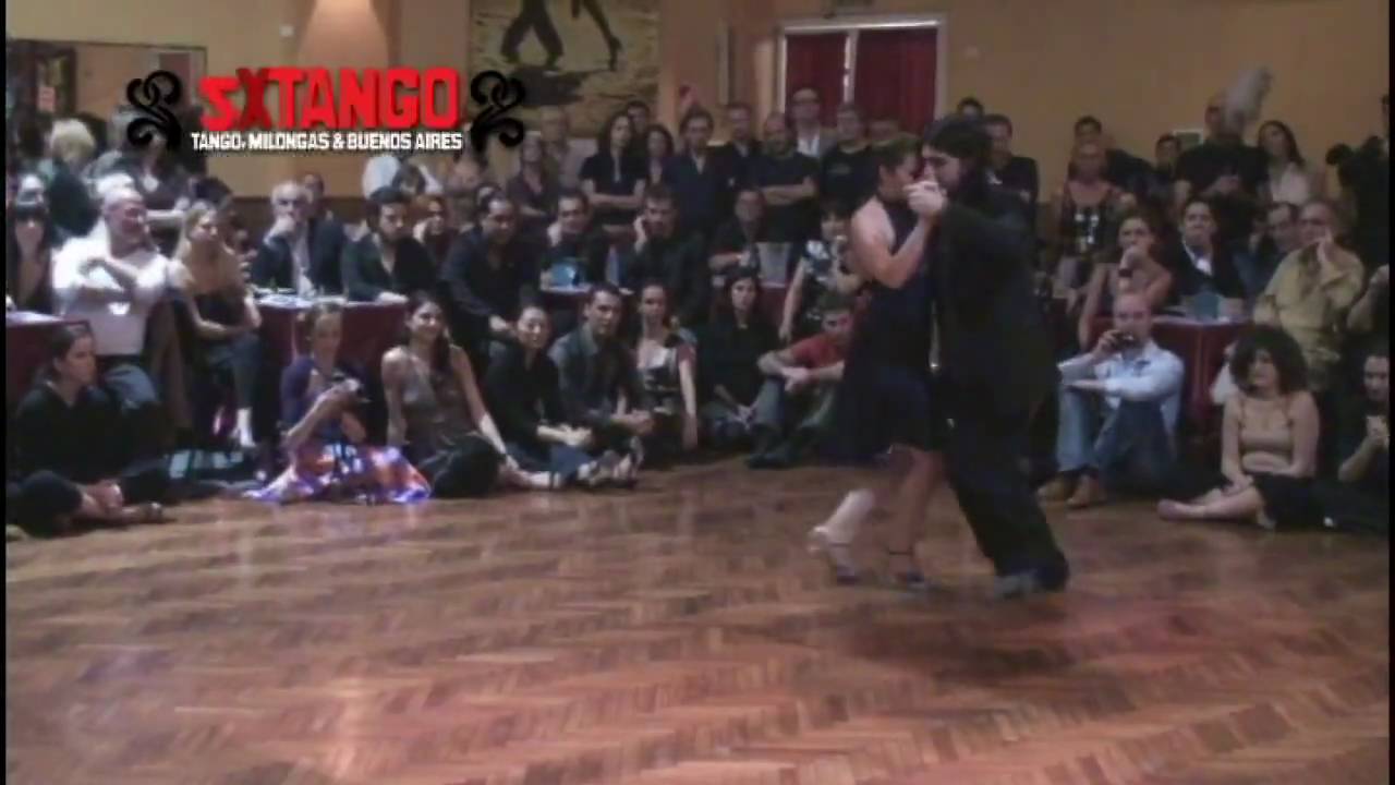 Fernando Sanchez y Ariadna Naveira en Salon Canning Oct 09 Vals