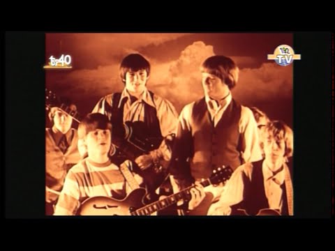 The Royal Guardsmen – Snoopy Vs. The Red Baron ( # 14 Dutch Top 40 1967 )