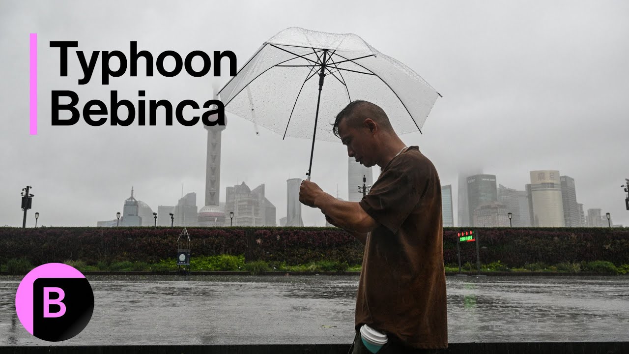 Shanghai Hit by Biggest Typhoon Since 1949