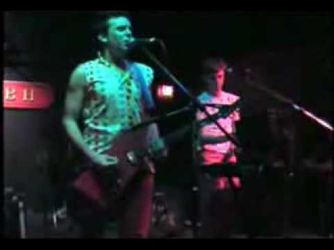 Zom Zoms - Stiff Birds Live Clip 2004