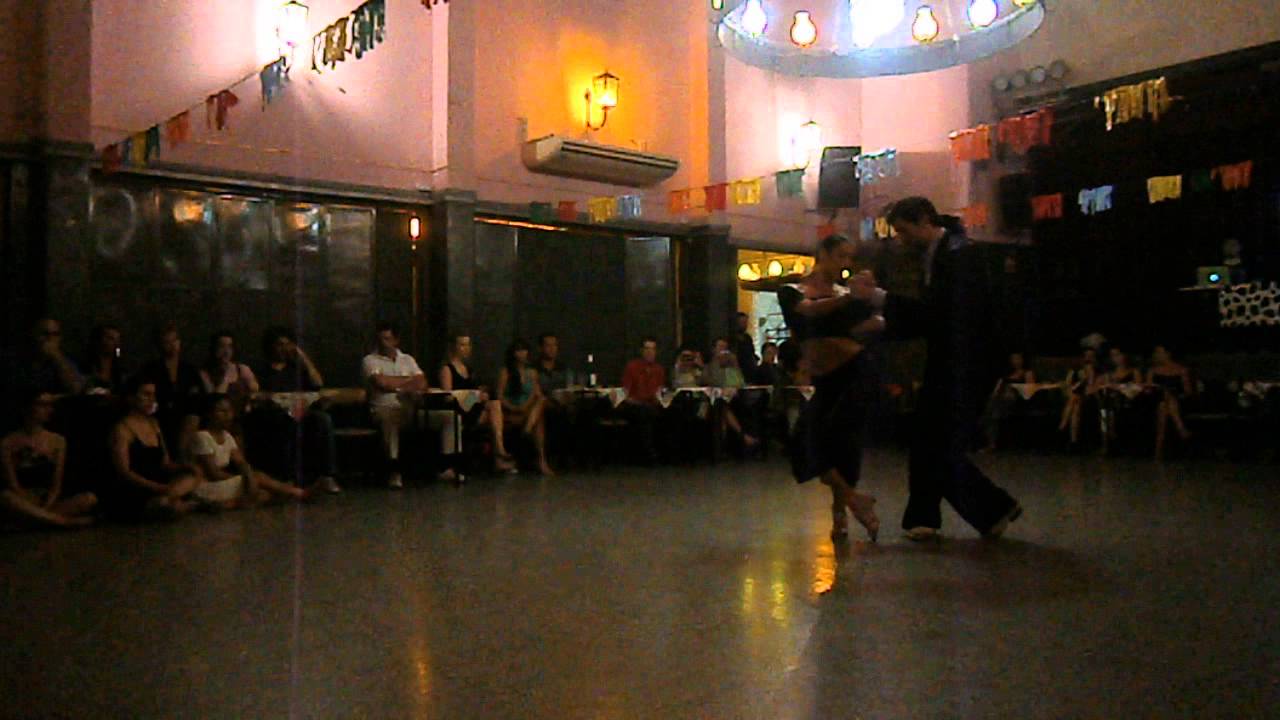 Virginia Vasconi y Jon Lambert en El Motivo Tango, 18/11/13