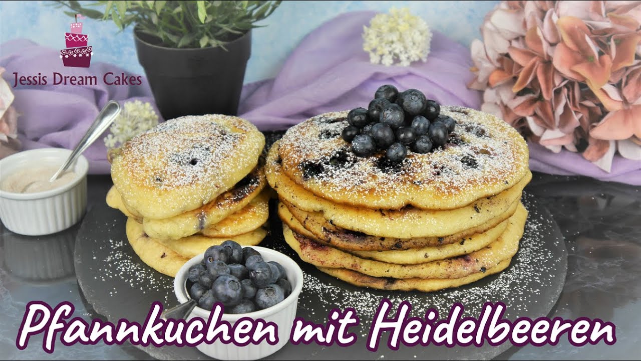Pfannkuchen mit Wachteleiern und Heidelbeeren - Einfache Rezepte