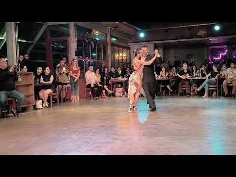 Ricardo Astrada & Constanza Vieyto - Este es Nuestro Amor