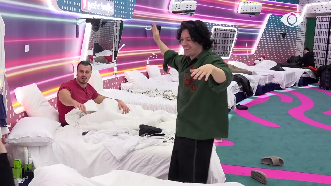 “Nuk di të luajë vetëm…”/ Mateo diskuton me Lornën për Mirin, Mali e shoqëron me gjestikulacione