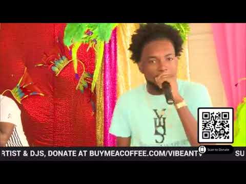 Yhs Milly performs Chim and Zoom, alongside DJ Realboss.