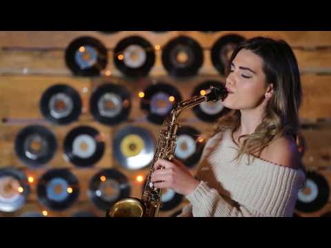 Elvis Presley - Can't Help Falling In Love With You (Saxophone Cover by Alexandra)