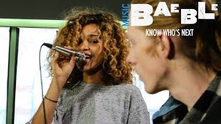 Perfoming with Izzy Bizu at Baeble (Brooklyn)