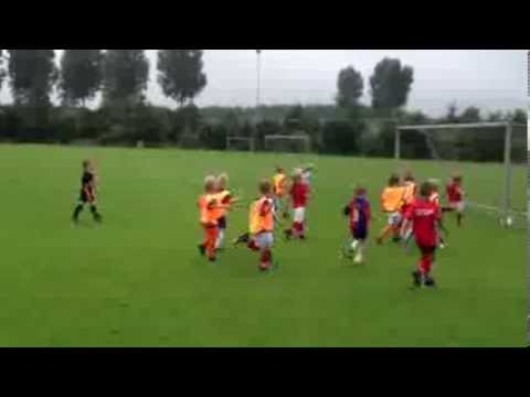 Julan Groenen (5) op naar hattrick bij ASV voetbalclub Aarle-Rixtel