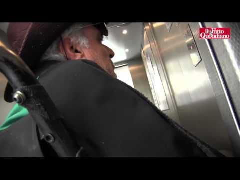 Metro C di Roma, disabili in carrozzina: 'Impossibile salire, dislivelli e ascensori fuori uso'