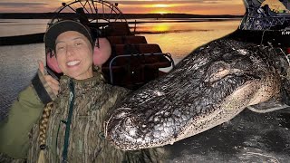 Throwing Darts at Gators off the Airboat | Catch and Cook Gator Tail & Deer Meat