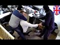 Caught on camera: Man choked unconscious in London Rolex robbery - TomoNews Caught on camera: Man choked unconscious in London Rolex robbery - TomoNews