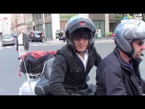 download lagu mp3 mp4 Moto Taxi Orly, download lagu Moto Taxi Orly gratis, unduh video klip Moto Taxi Orly