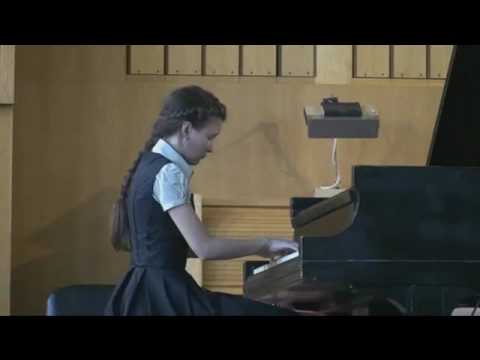 13-Year Old Russian Prodigy Daria Korotkova Plays 1st Movement of Beethoven's Moonlight Sonata