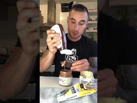 A cuj Liama u pozadini🤣 #saurusgang #scrbaksaurus #family