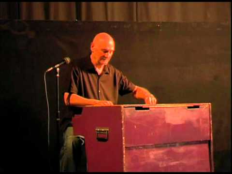 Mike Pinder plays Moodys Classics on the Mellotron