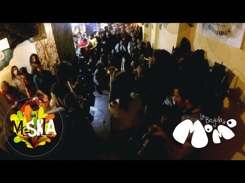 Una Meskla - Alegremente con gusto (Palabras) - La Brújula de Momo.