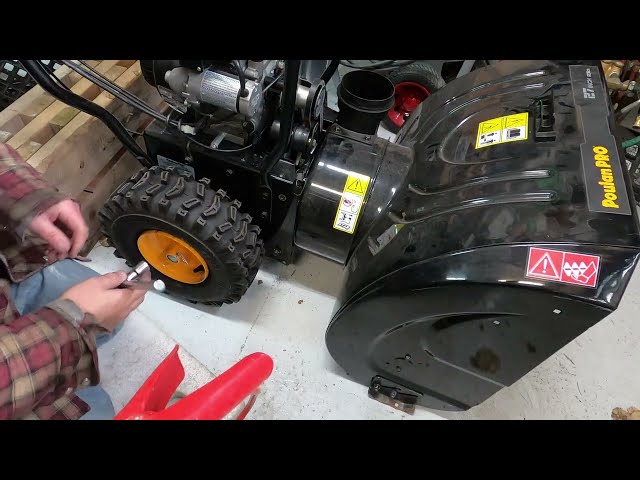 Vídeo relacionado con Pix cinturón sustituye a máquina quitanieves cinturón 408010, 532408010 Craftsman Poulan Husqvarna