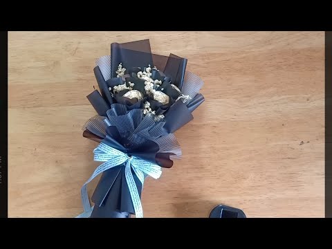 Mini Ferrero Bouquet with dried flowers