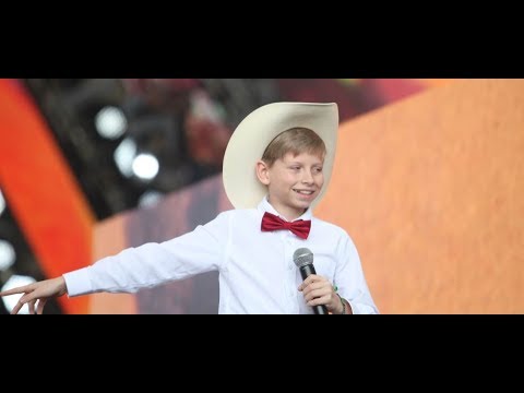 Yodeling Wal Mart Boy At COACHELLA   FULL Performance Set